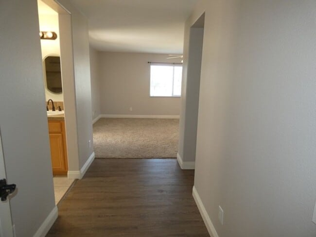 Building Photo - Spacious 4 Bedroom Home In Arborwalk