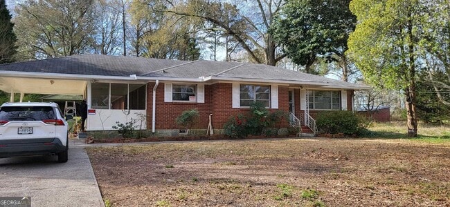 Primary Photo - 2835 Lake Harbin Rd