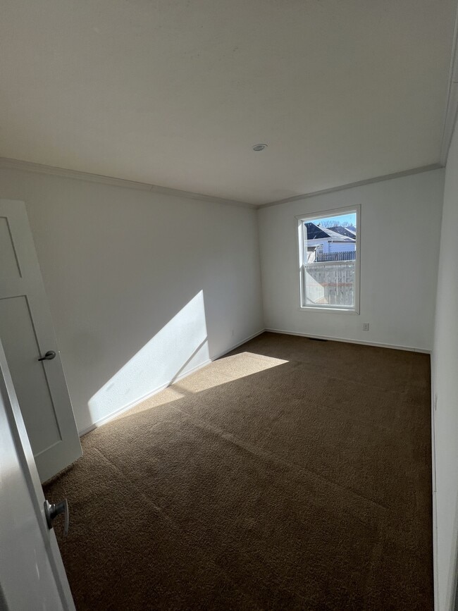 Building Photo - 518 Colorado Ave