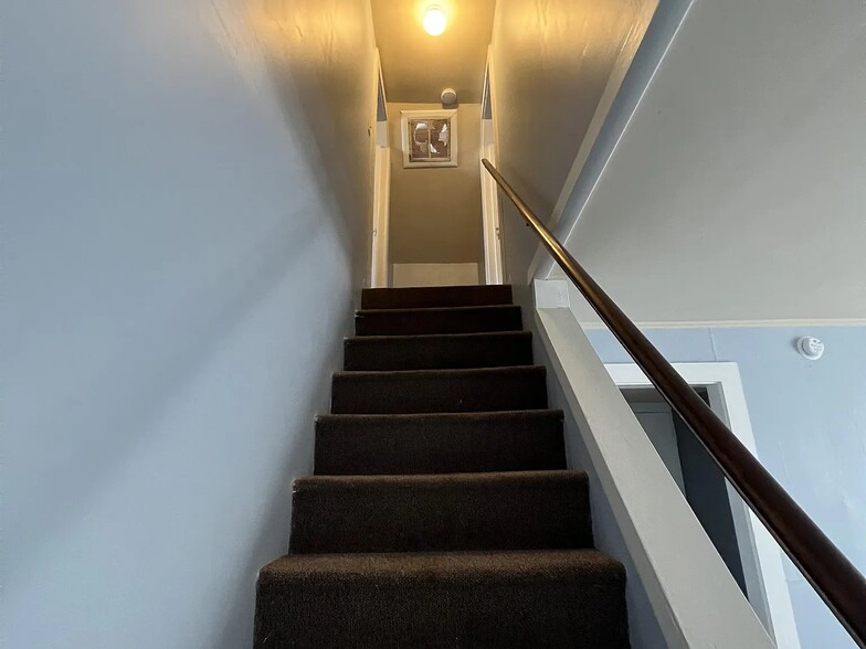 Building Photo - 306 Carrollton Ave