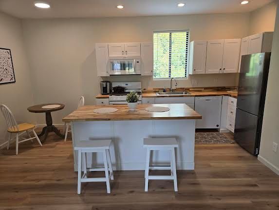 Building Photo - 2157 Laguna Negra Ln