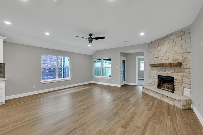 Building Photo - 1339 Coppercrest Dr