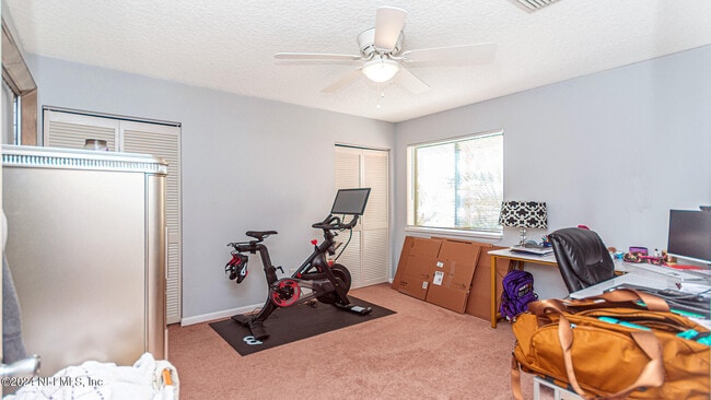 Building Photo - 437 W 9th St