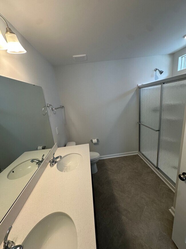 Building Photo - 926 Lodgepole Ln