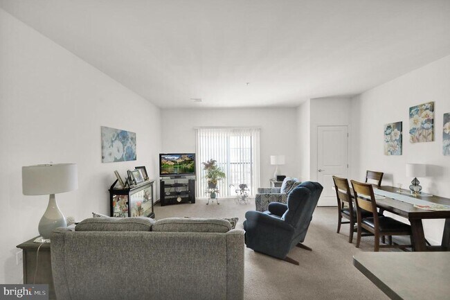 Building Photo - 113 Legacy Blvd