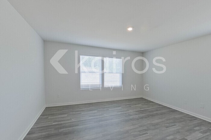 Building Photo - 288 Laurel Springs Dr