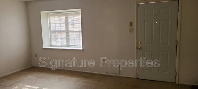 Building Photo - 8602 Ransco Ct