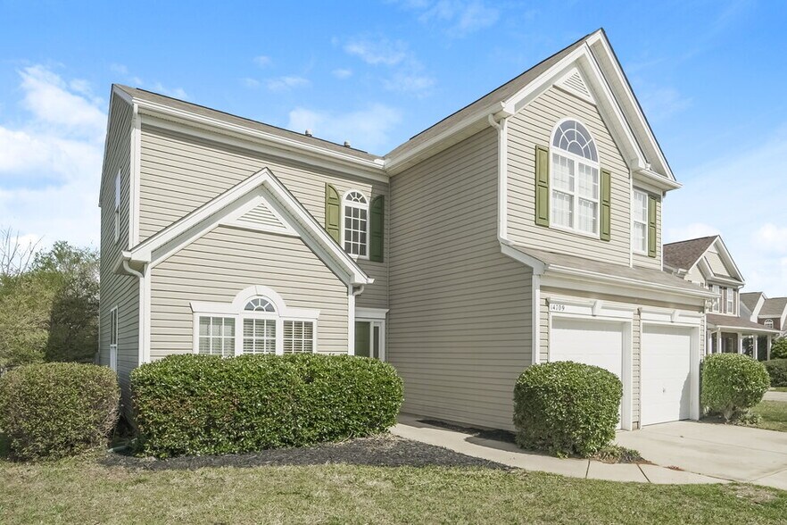 Building Photo - 14709 Asheton Creek Dr