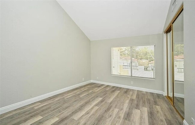 Building Photo - 6 Sandpiper Ln