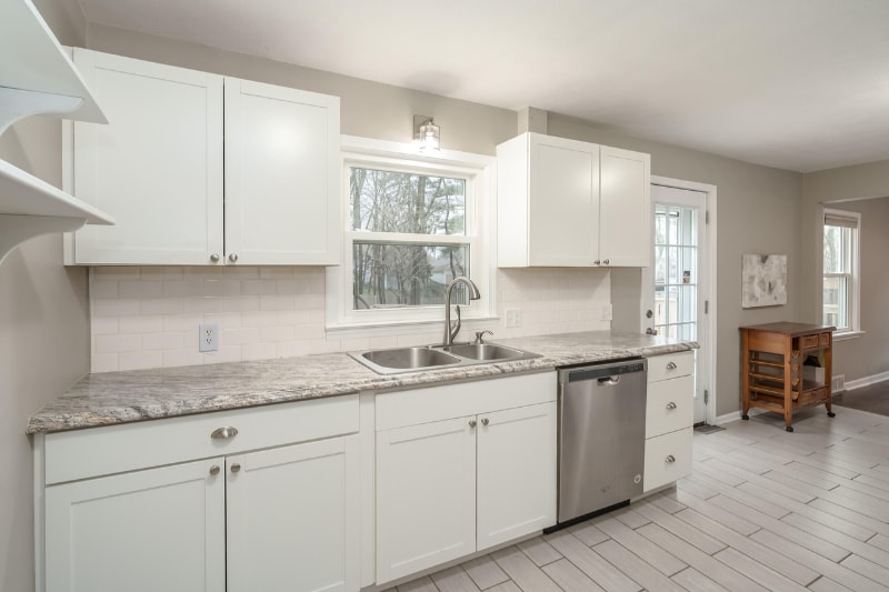 Building Photo - 2113 Paddington Rd