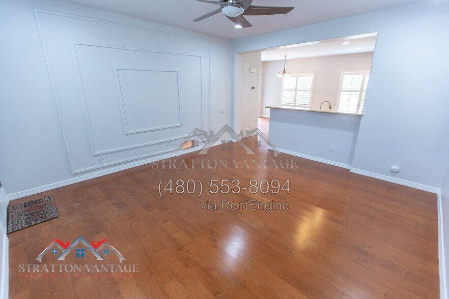 Building Photo - 2038 W Marconi Ave