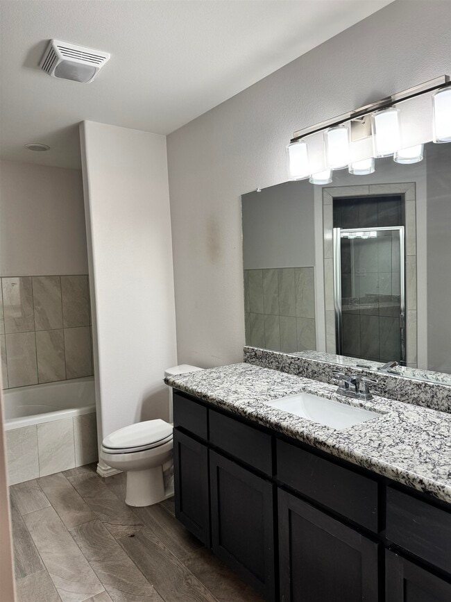 Building Photo - 3606 Octavia Dr