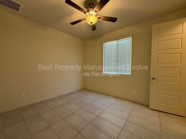 Building Photo - 8755 W Solano Dr