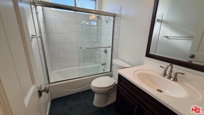 Building Photo - 29392 Hillrise Dr