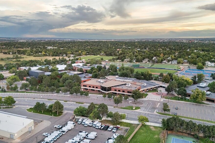 Building Photo - 9156 E Stanford Pl