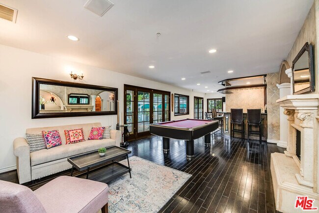 Building Photo - 4063 Benedict Canyon Dr