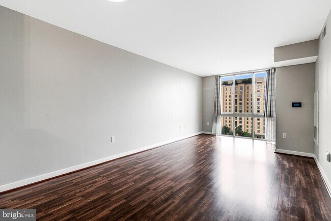 Building Photo - 1000 New Jersey Ave SE
