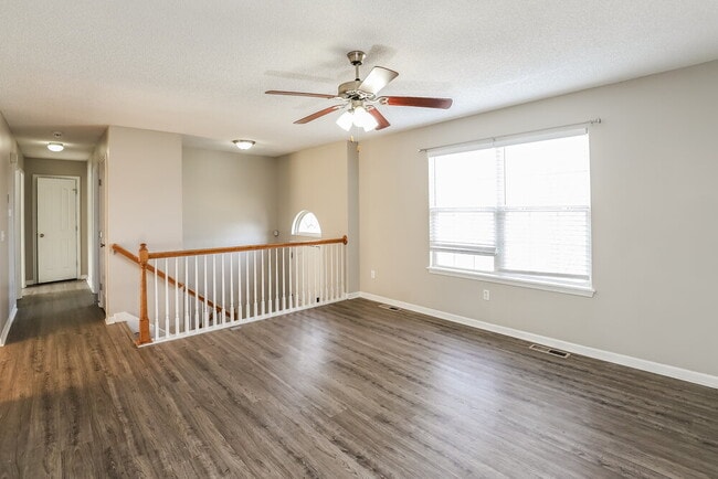 Building Photo - 712 Hibiscus Cir