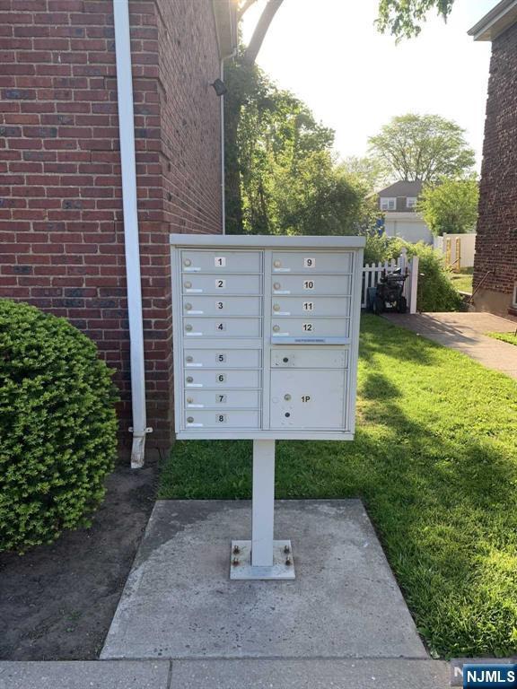 Building Photo - 171-183-183 Fort Lee Rd