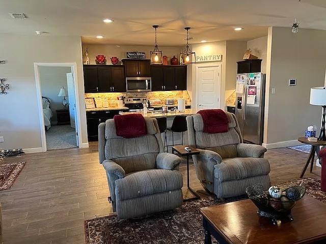 Building Photo - 728 Trinity Pk Trl