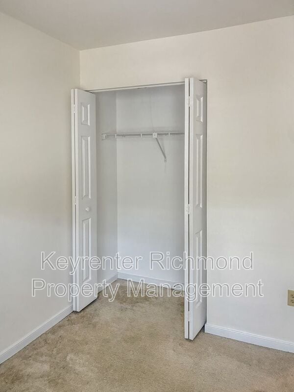 Building Photo - 10007 Bellona Ct