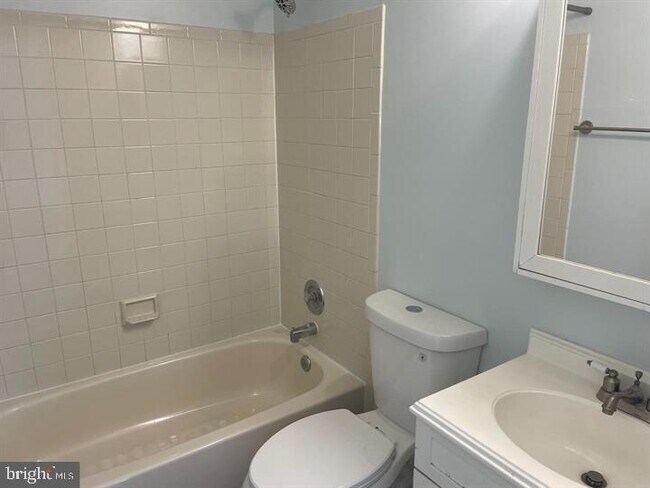 Building Photo - 12638 Monarch Ct