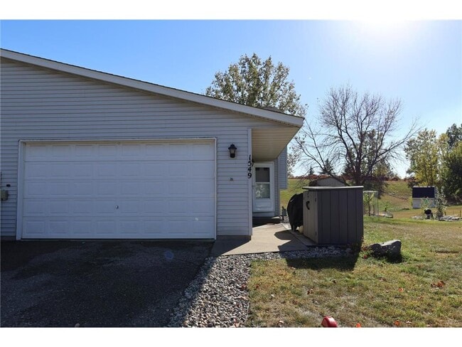 Primary Photo - 1549 McIntosh Cir