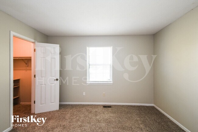 Building Photo - 11116 Cherry Lake Ct