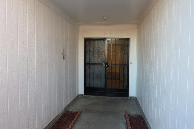 Building Photo - 3409 Guthrie St