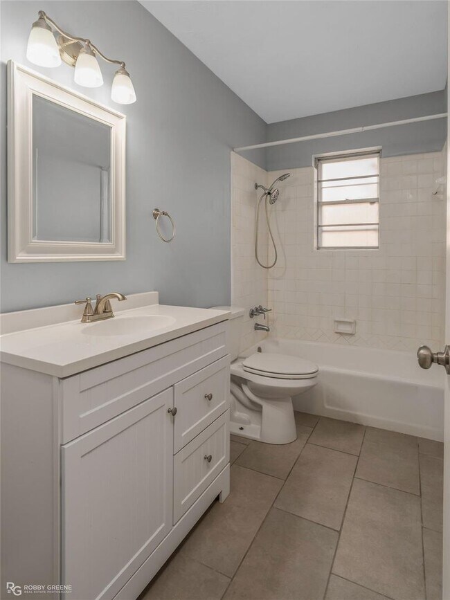 Building Photo - 9346 Shartel Dr