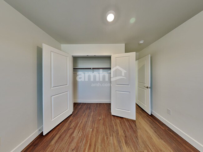 Building Photo - 7507 S Via Bombachas