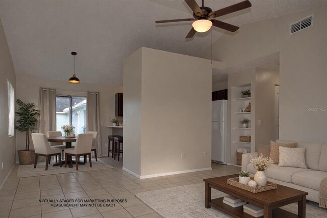 Building Photo - 6003 Oleander Dr