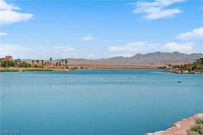 Building Photo - 66 Lakefront Dr