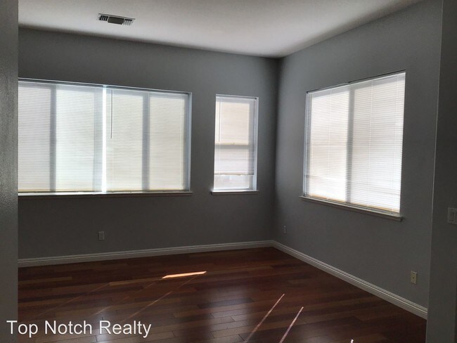 Building Photo - 3 br, 2.5 bath House - 11410 Miro Circle