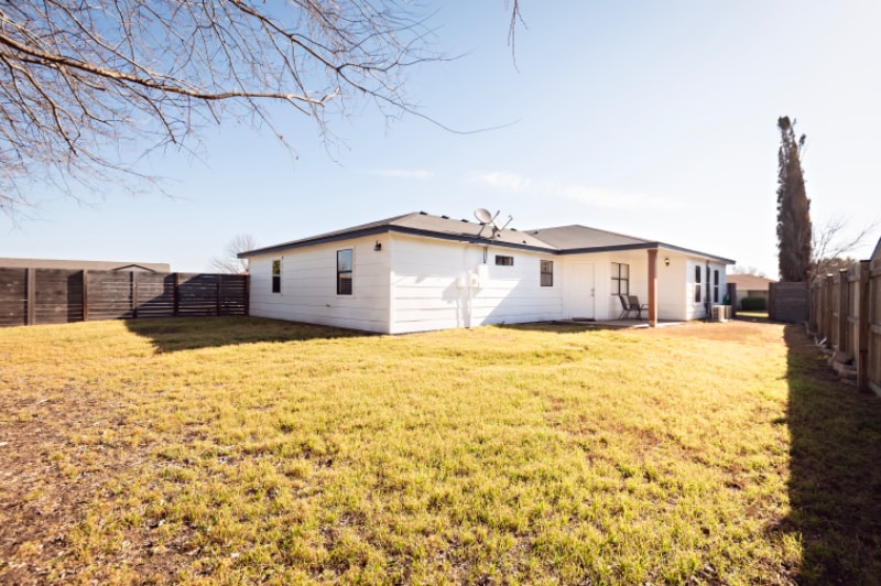 Building Photo - 2700 Terry Dr