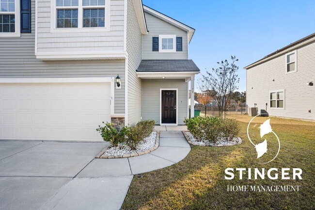 Building Photo - 71 Saluda Way