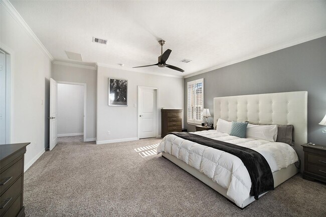 Building Photo - 4303 Cottonwood Creek Ln