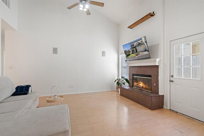 Building Photo - 12212 Brigadoon Ln