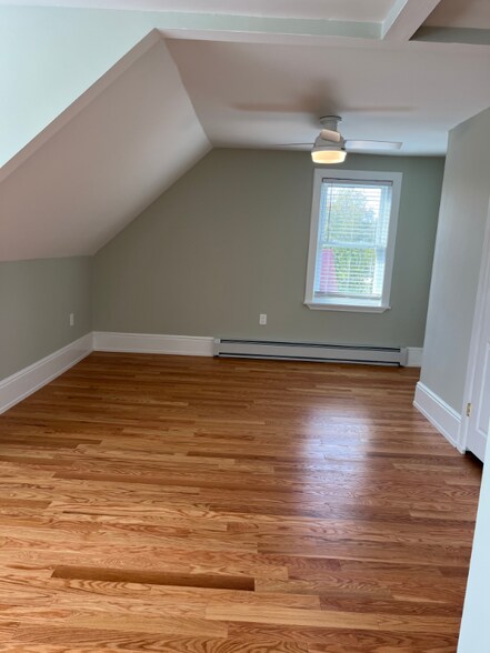 Building Photo - 388 S Main St