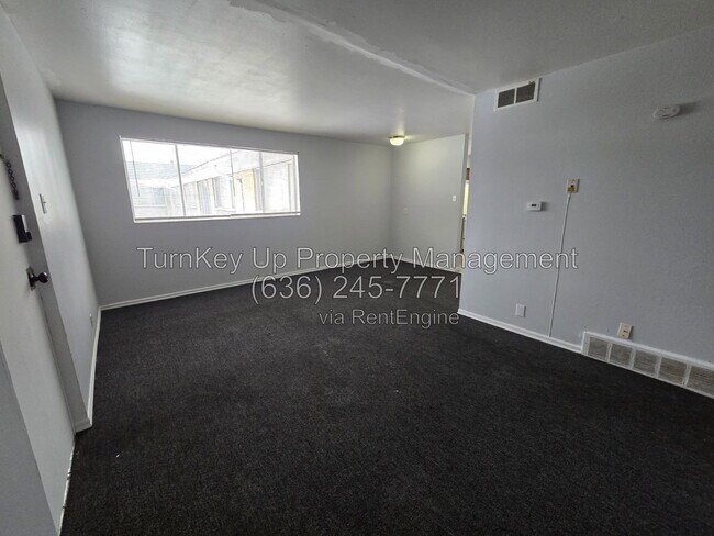 Building Photo - 3233 Ashby Rd