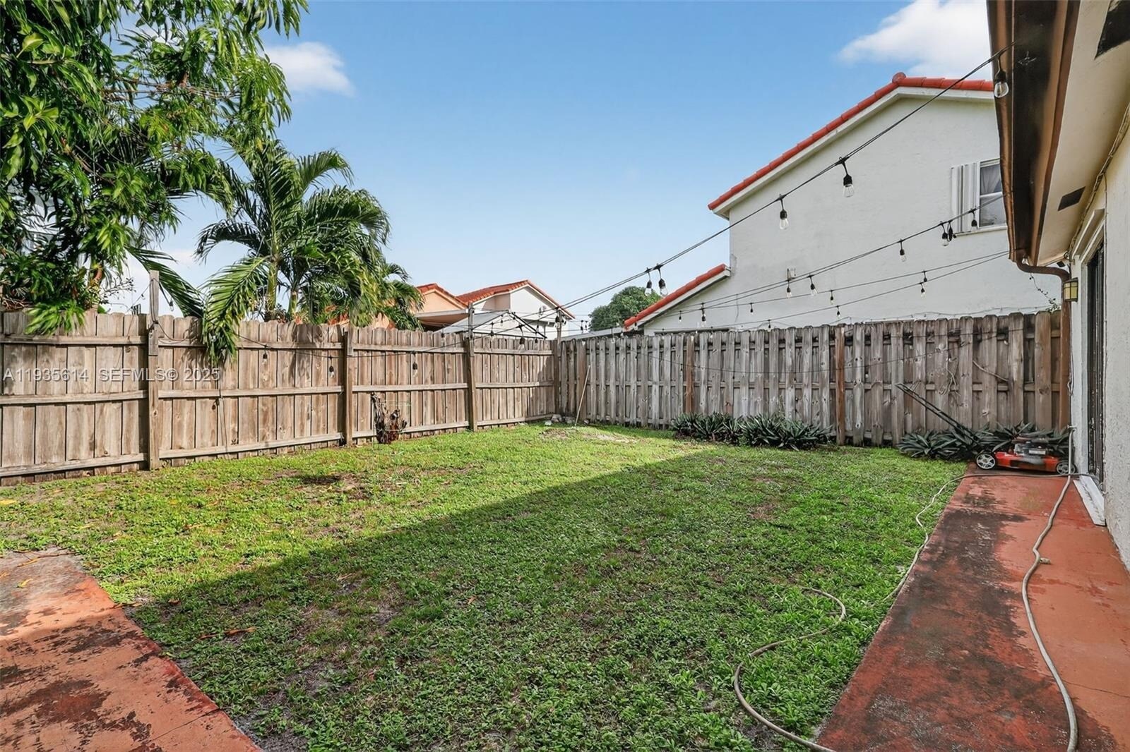 Building Photo - 5571 NW 188th St