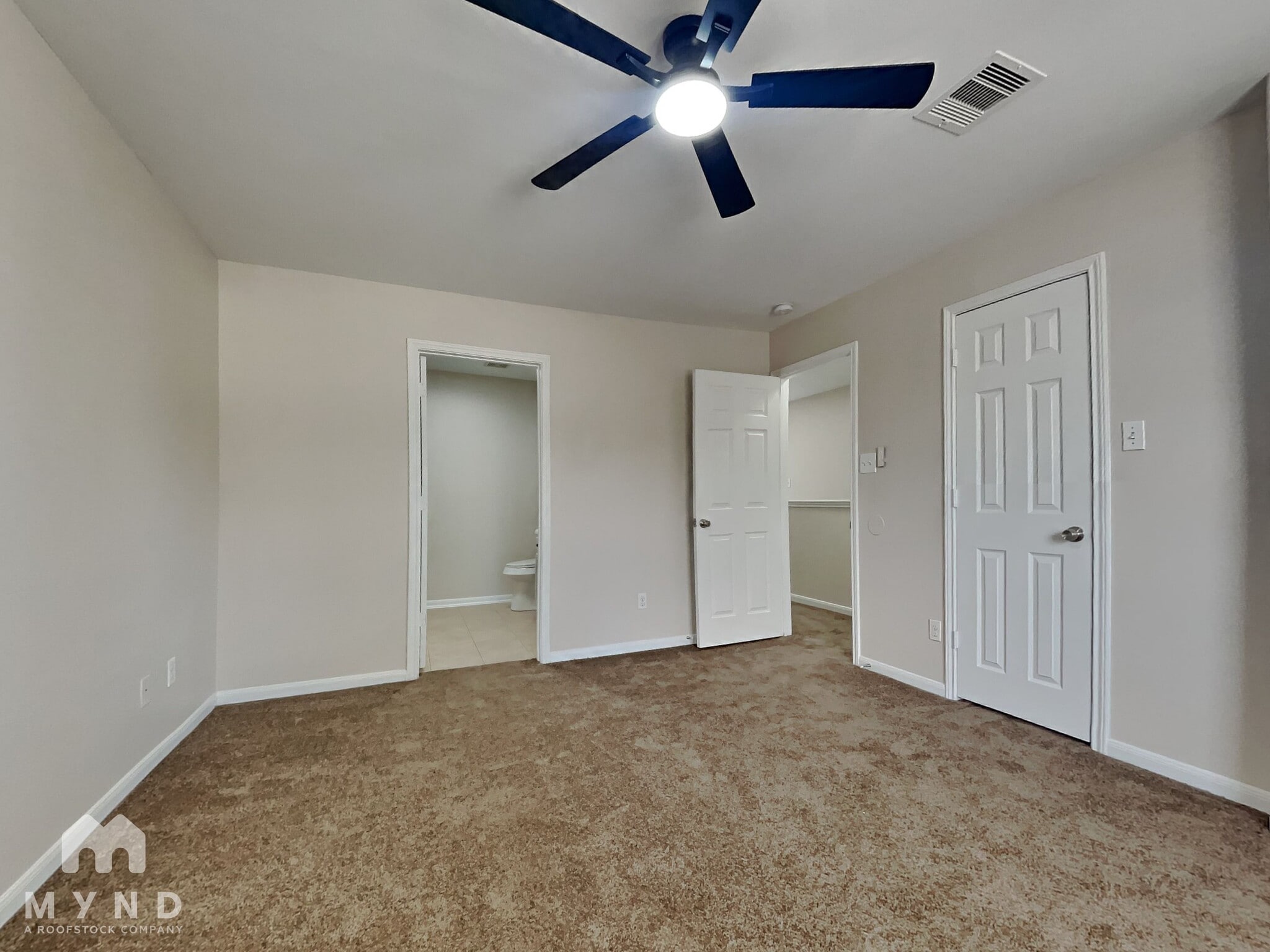 Building Photo - 6128 Sidney St