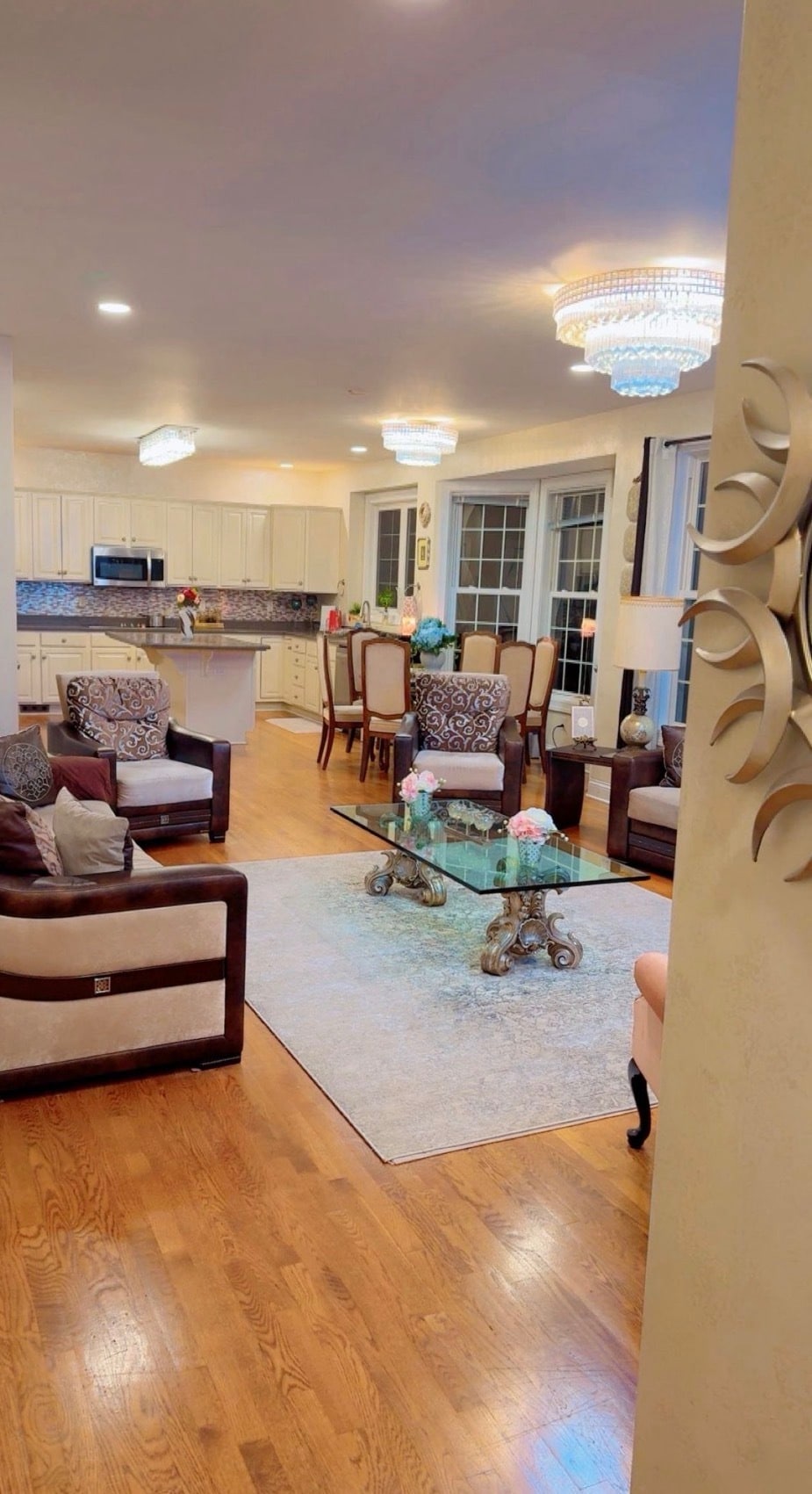 Building Photo - 110 Yorktowne Pl