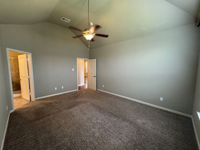Building Photo - 4-Bedroom House for Rent in Killeen
