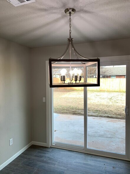 Building Photo - 217 E 30th St