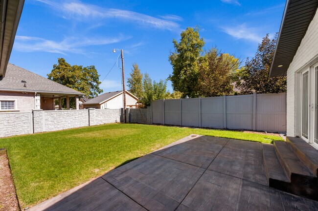 Building Photo - 1839 Cottonwood Club Cir