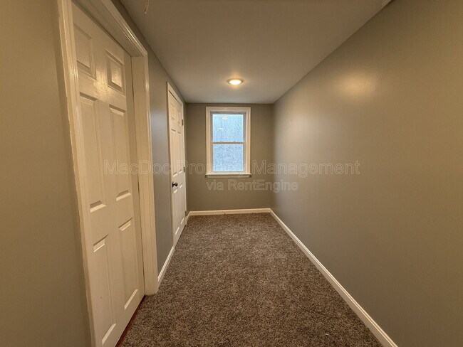 Building Photo - 11508 Catharpin Rd
