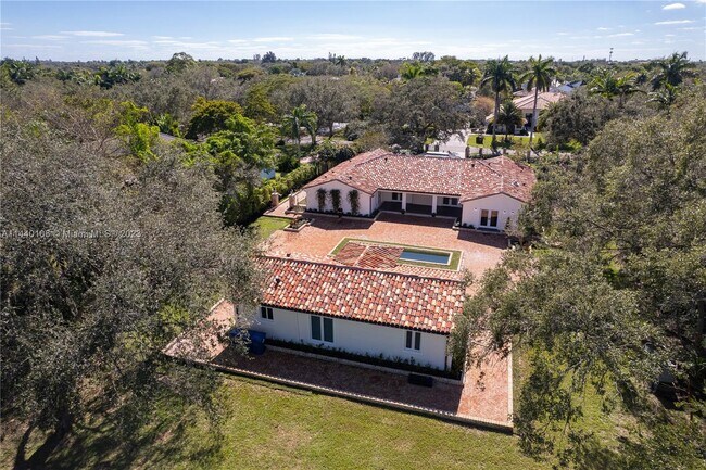 Building Photo - 9435 SW 100th St