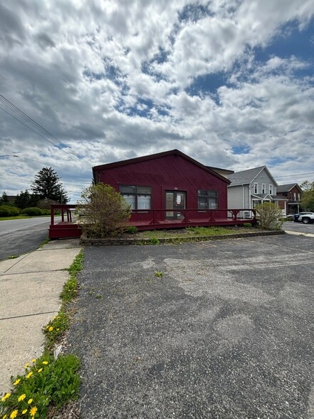 Building Photo - 86 E North St