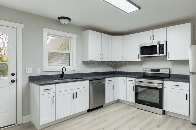 Building Photo - 5403 Kimbro St